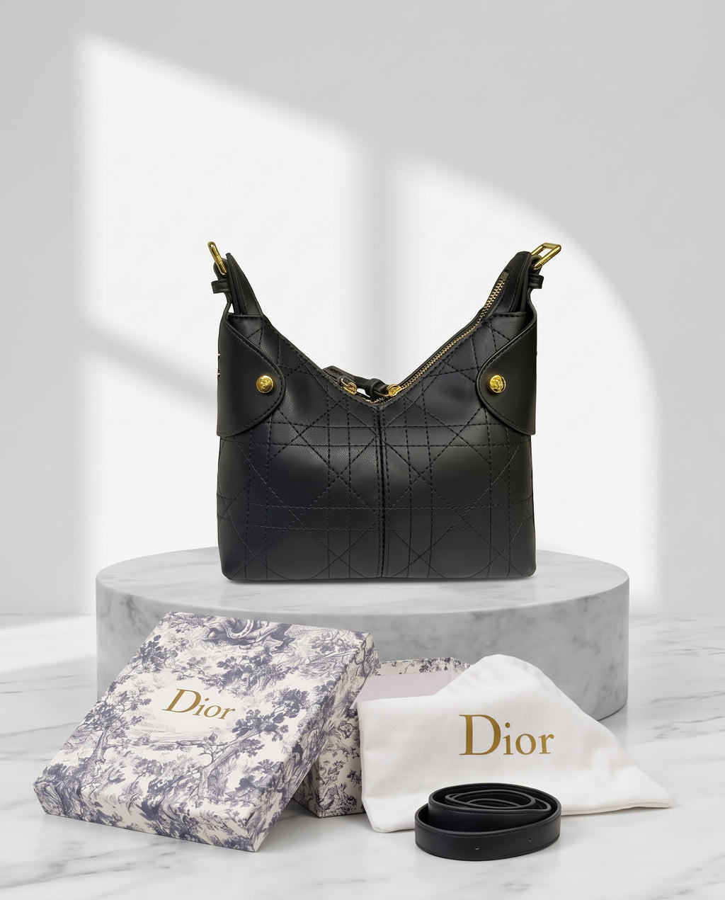 Dior Voyage Bag In Cannage Leather