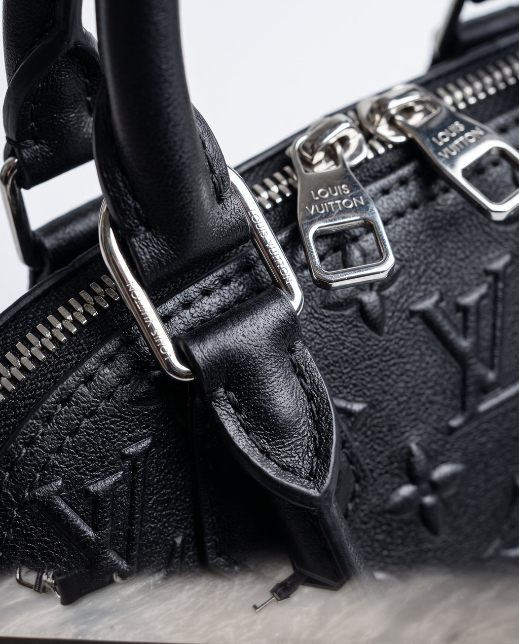 Louis Vuitton Alma BB – Exclusive Edition