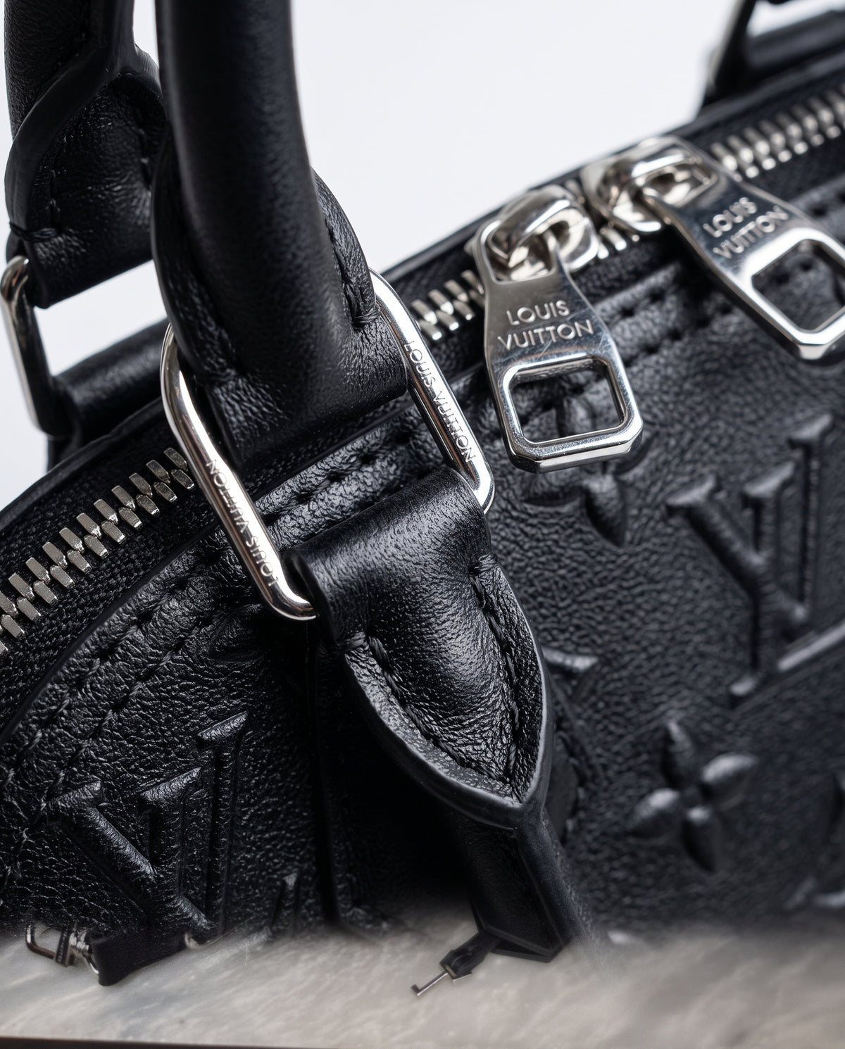 Louis Vuitton Alma BB – Exclusive Edition
